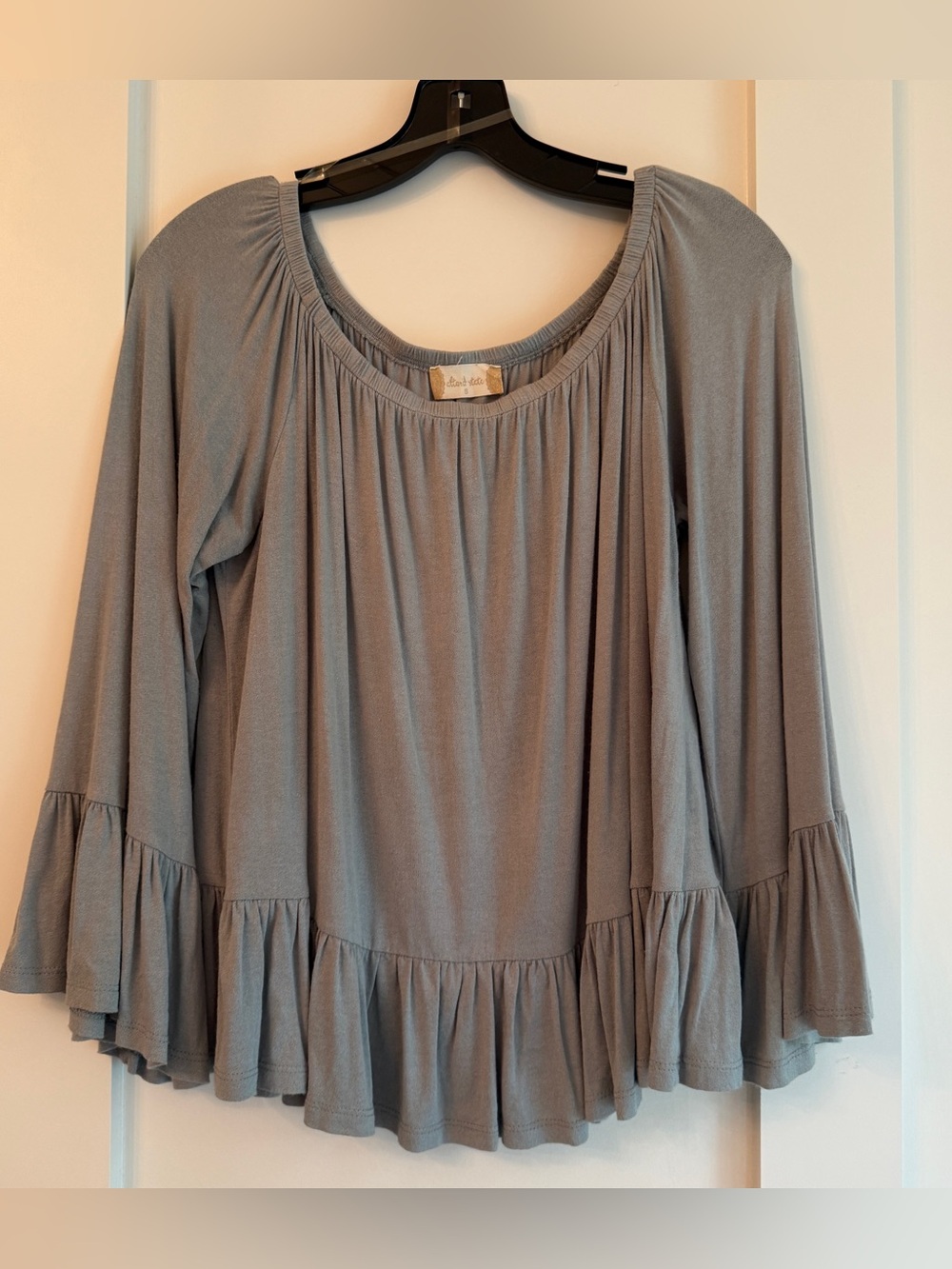 Altar’d State Light Gray/Blue Ruffle-Hem Flowing Tunic
